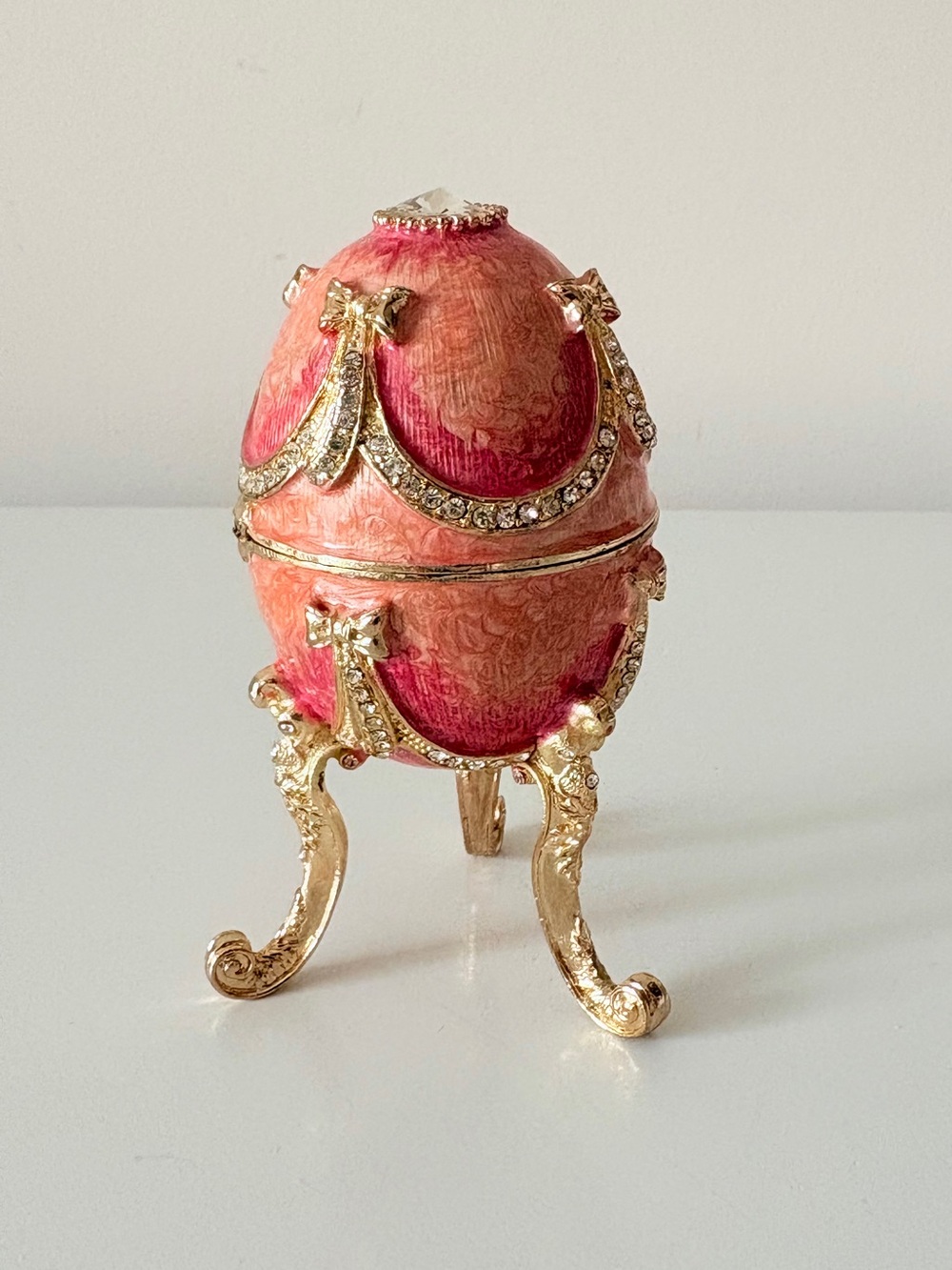 Sorelle Enamel Egg w/SANKYO Music Box made in Italy Swarovski Crystals Trinket